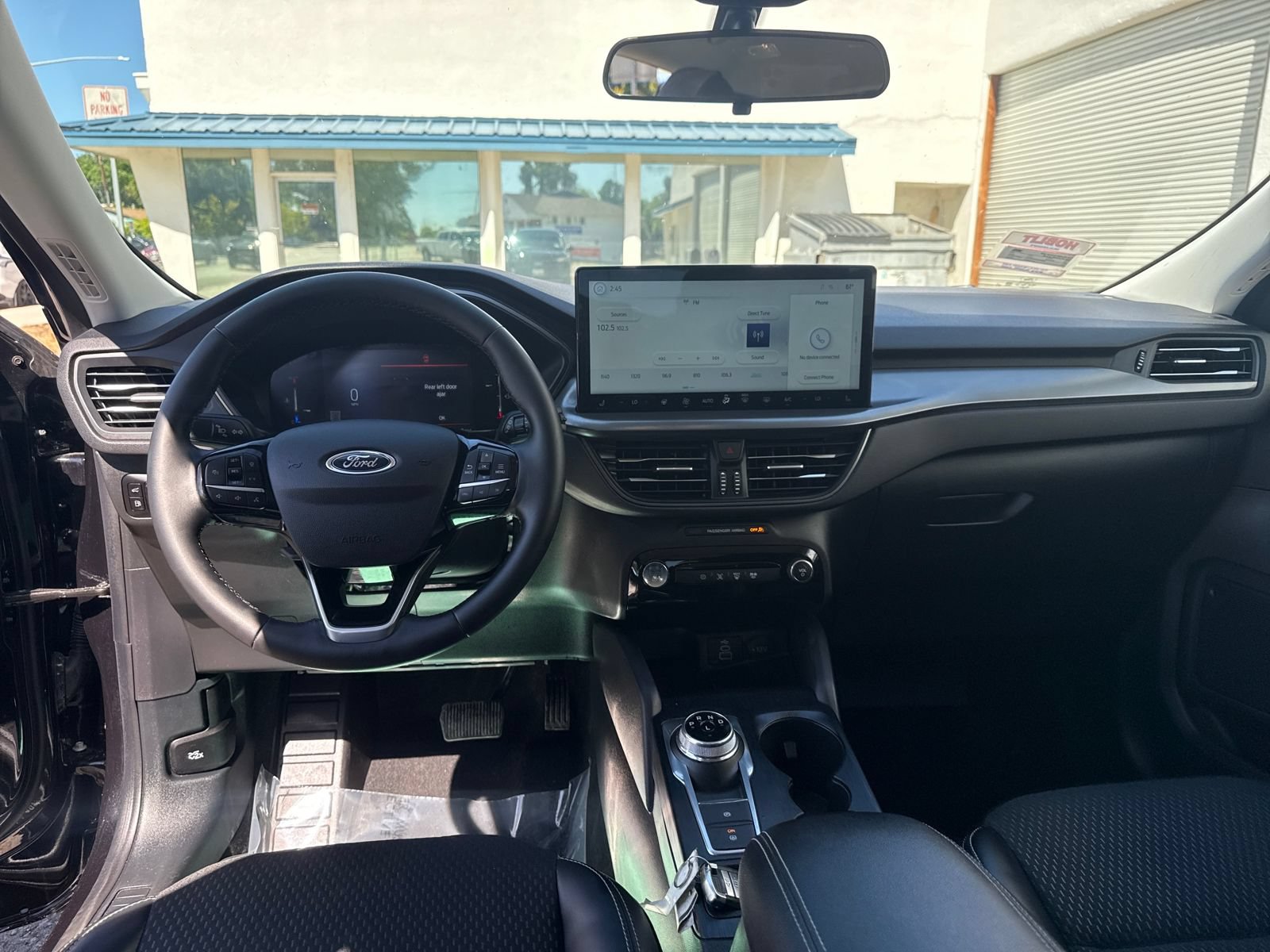 Used 2025 Ford Escape SE FWD image 12