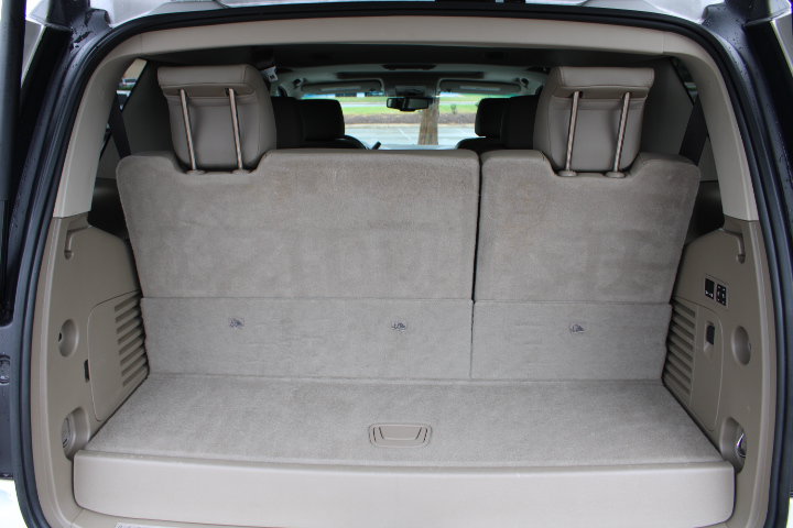 Used 2019 Chevrolet Tahoe Premier AWD/4WD image 34