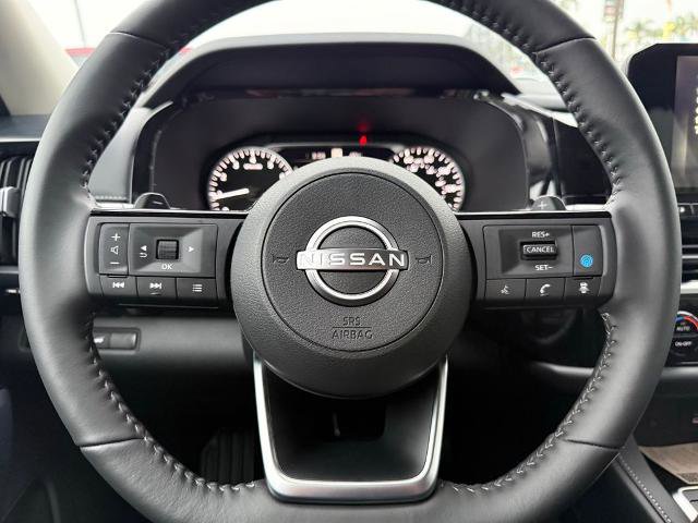 New 2025 Nissan Pathfinder SL image 21