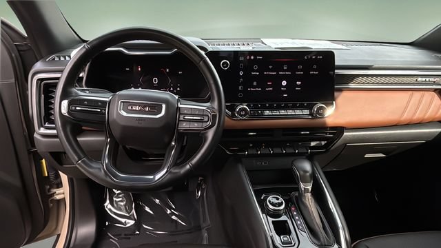 Used 2023 GMC Canyon AT4 w/ AT4 Premium Package AWD/4WD image 10