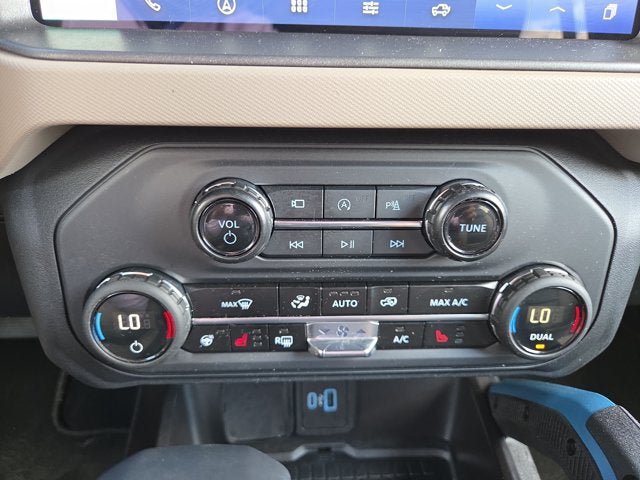 Used 2024 Ford Bronco Wildtrak AWD/4WD image 17