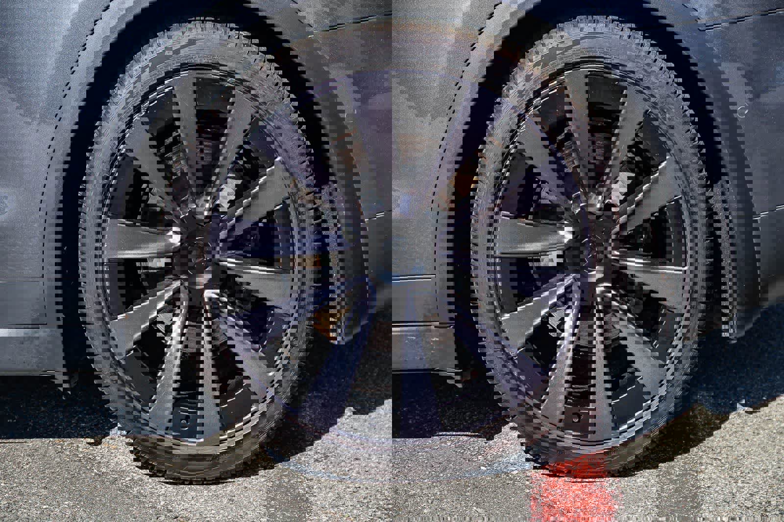 Used 2023 Tesla Model X image 8