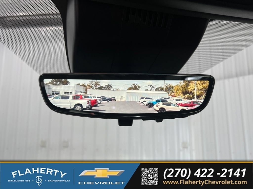 Used 2025 Chevrolet Suburban Premier AWD/4WD image 36