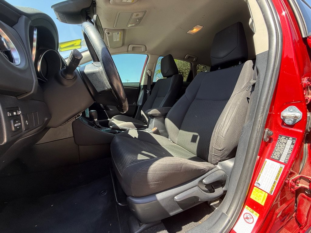 Used 2017 Toyota Corolla iM FWD image 10
