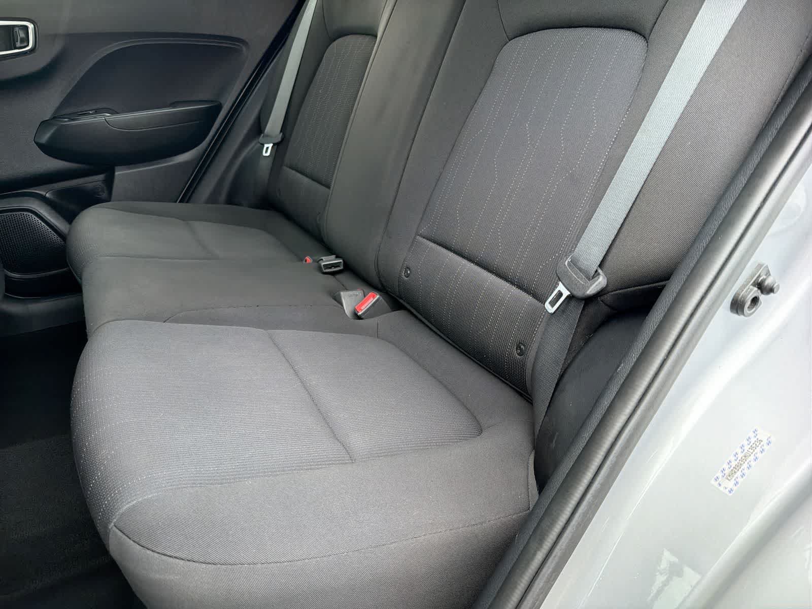 Used 2022 Hyundai Venue SE FWD image 20