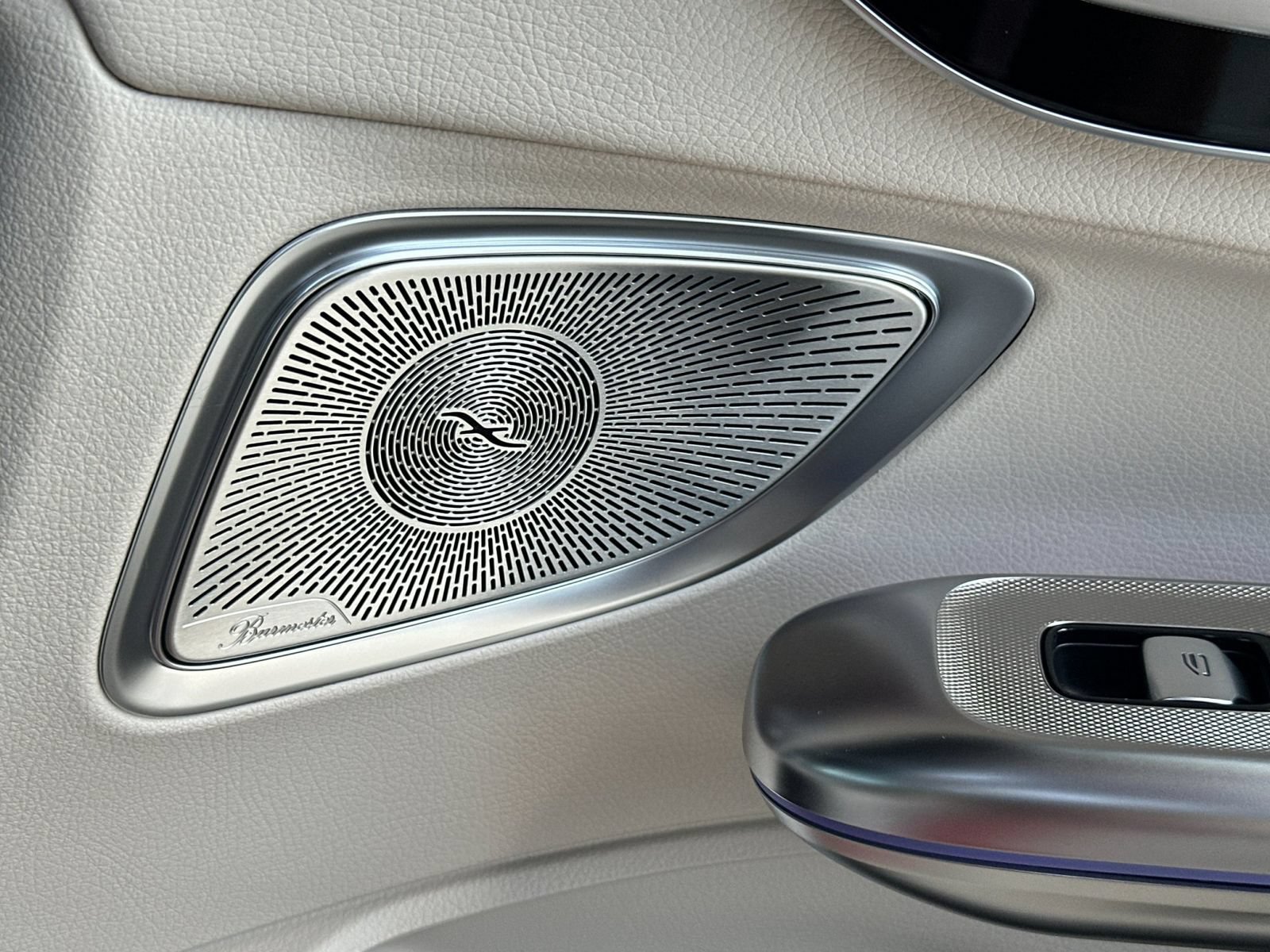 New 2026 Mercedes-Benz CLE 300 4MATIC Coupe image 18