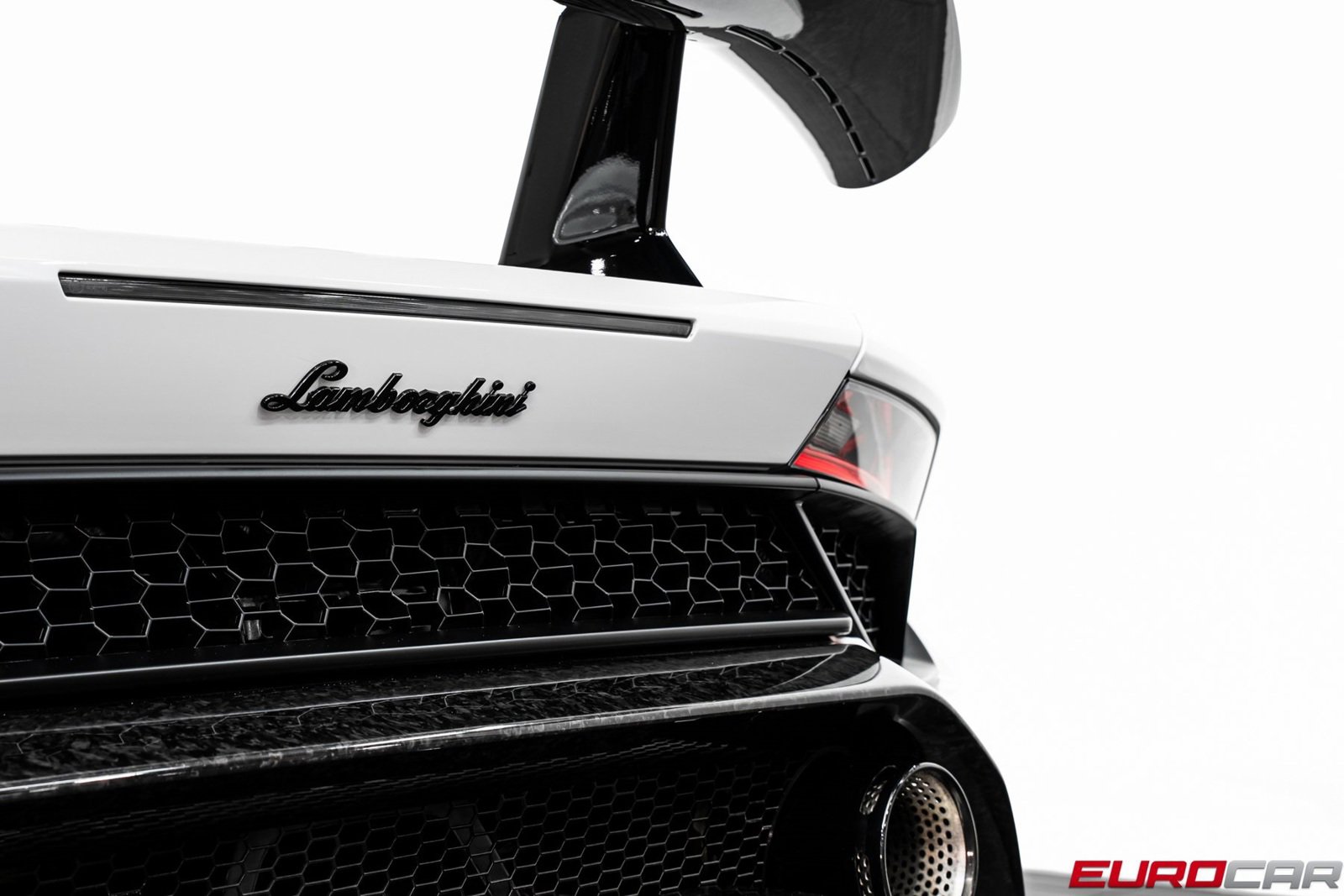 Used 2018 Lamborghini Huracan Performante image 23