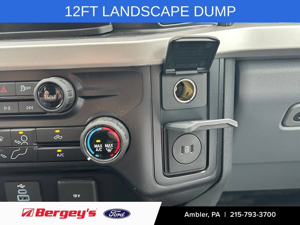 New 2026 Ford F550 4x4 Crew Cab image 21
