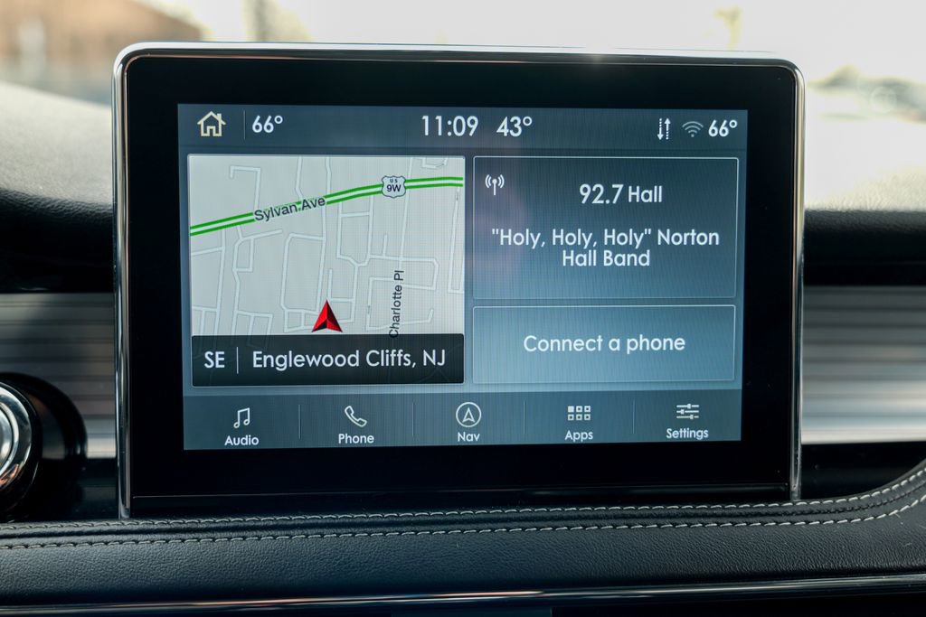 Used 2022 Lincoln Corsair AWD w/ Equipment Group 101A image 49