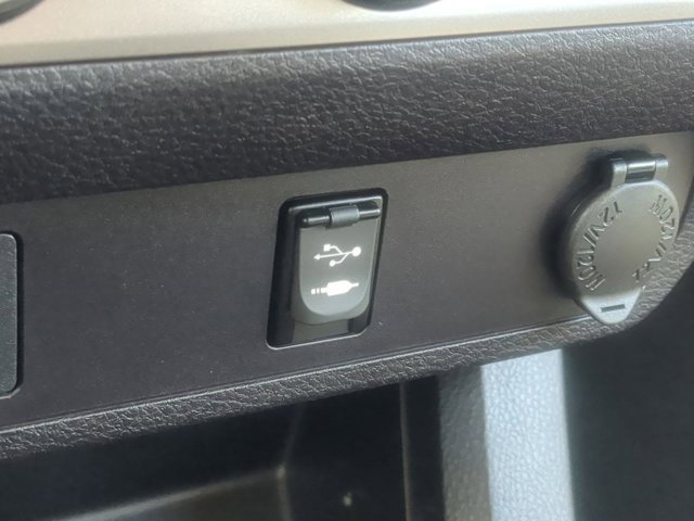 Certified 2018 Toyota Tacoma SR image 13