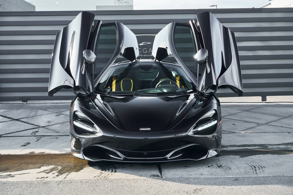 Used 2021 McLaren 720S image 25