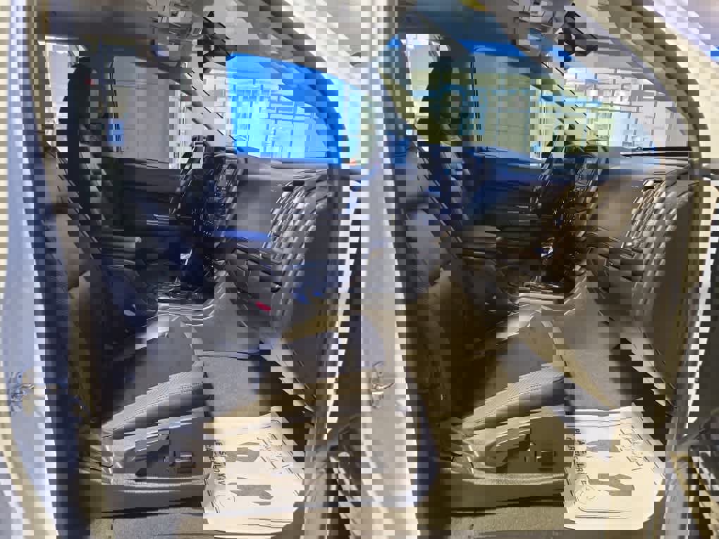 Used 2022 GMC Canyon AT4 w/ Trailering Package image 16