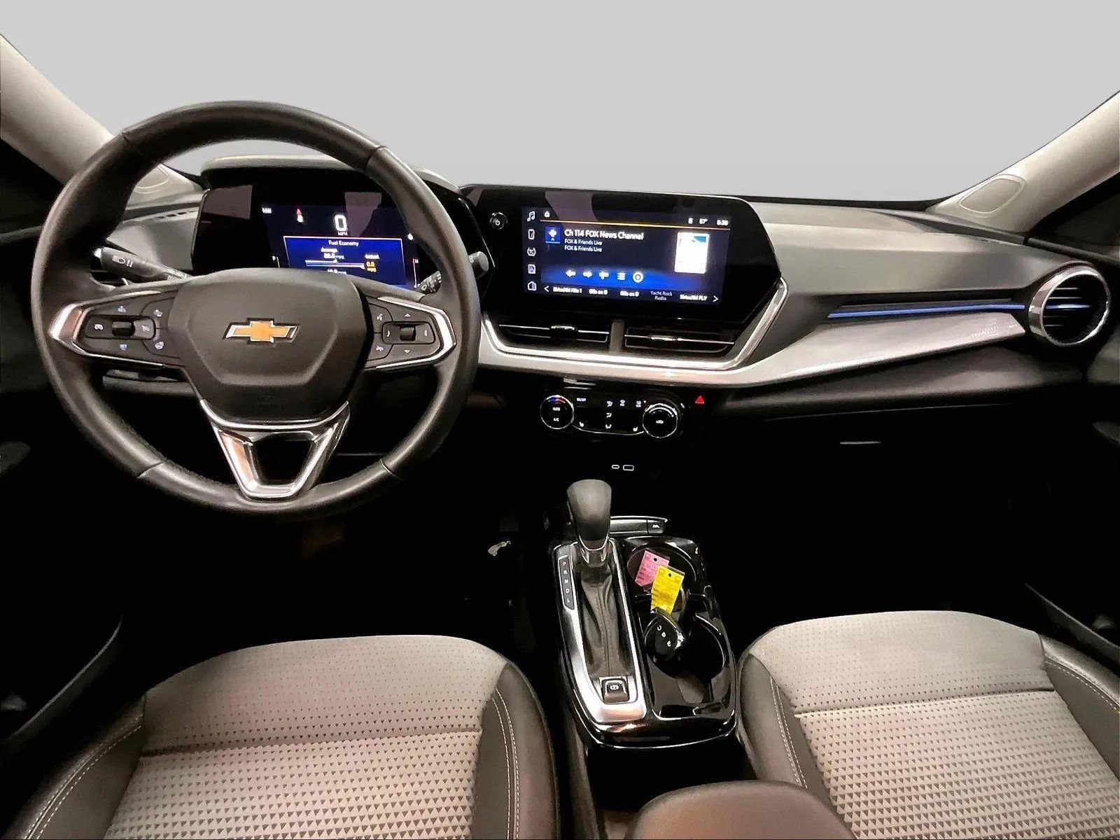 Used 2024 Chevrolet Trax LT w/ Driver Confidence Package image 14