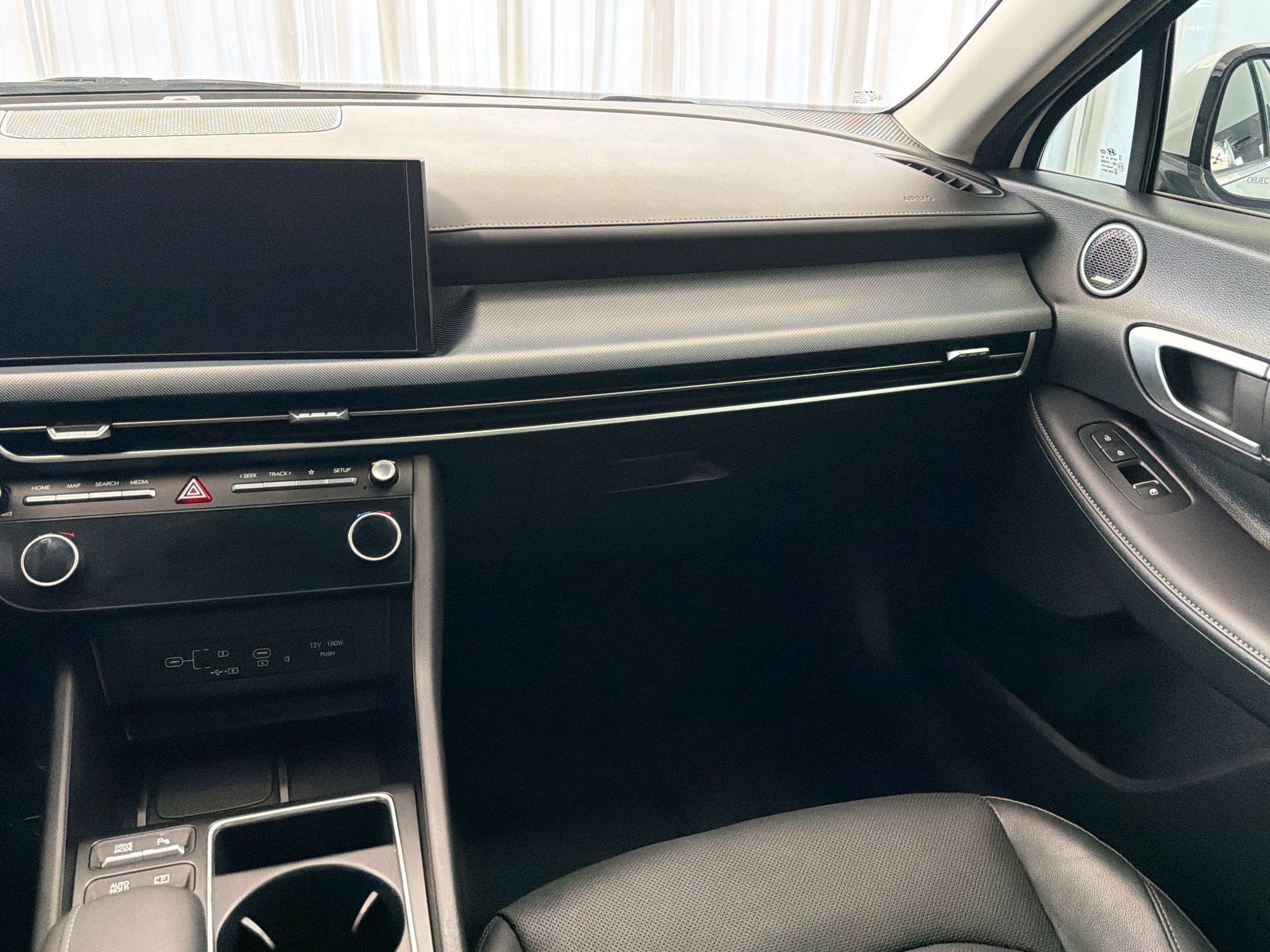Used 2024 Hyundai Sonata Limited FWD image 32
