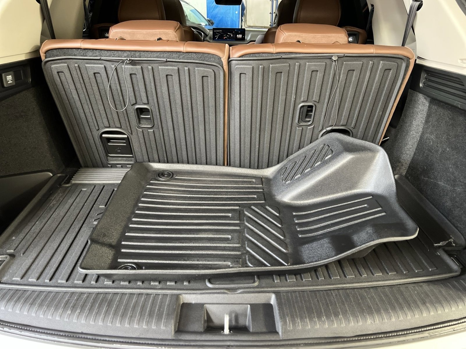 Used 2023 Acura MDX SH-AWD w/ Technology Package image 27