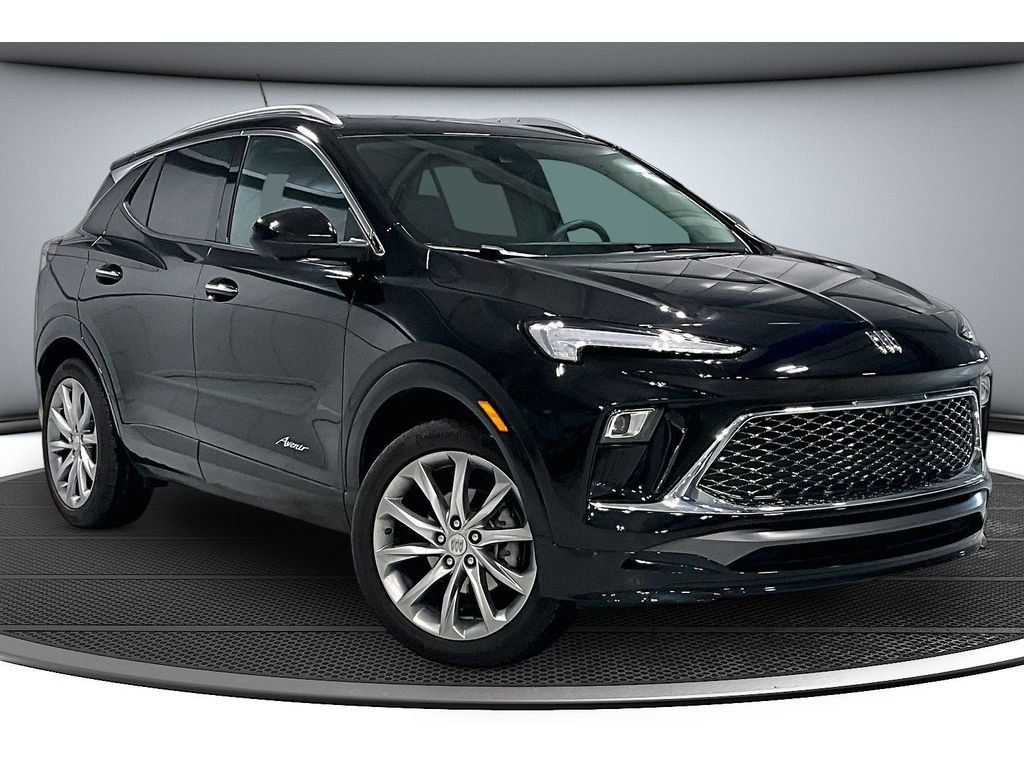 Used 2024 Buick Encore GX Avenir w/ Avenir Technology Package AWD/4WD image 2