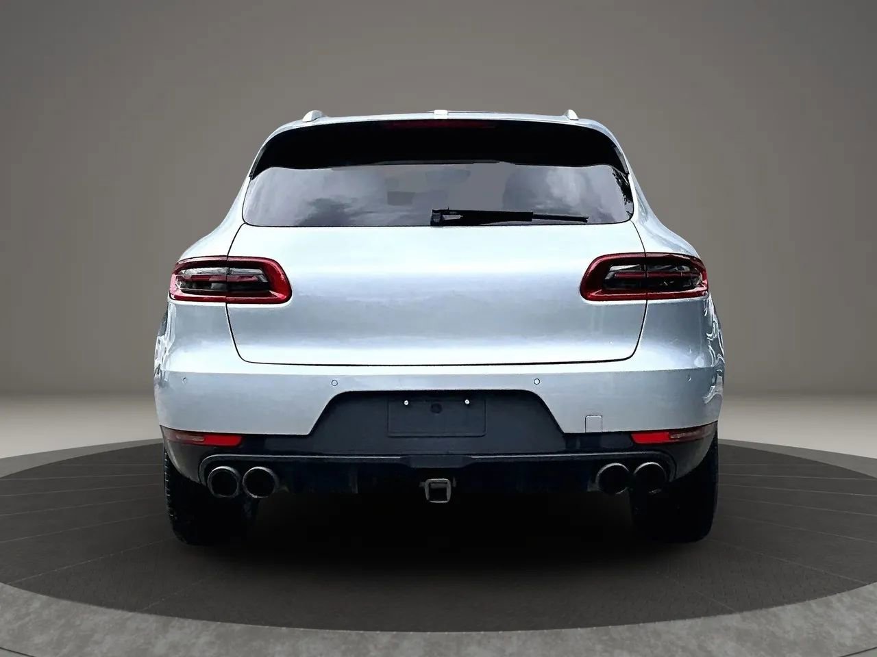 Used 2015 Porsche Macan S image 4