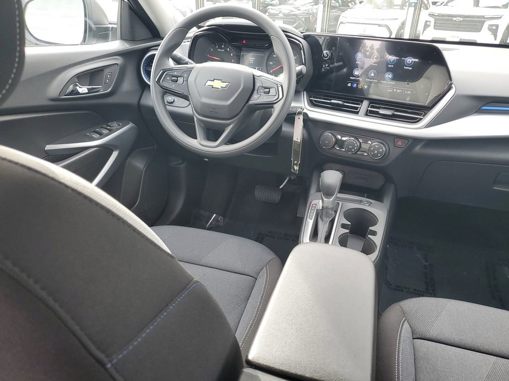 New 2026 Chevrolet Trax LS image 10