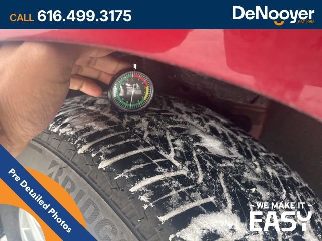 Used 2024 Chevrolet Equinox LT image 7