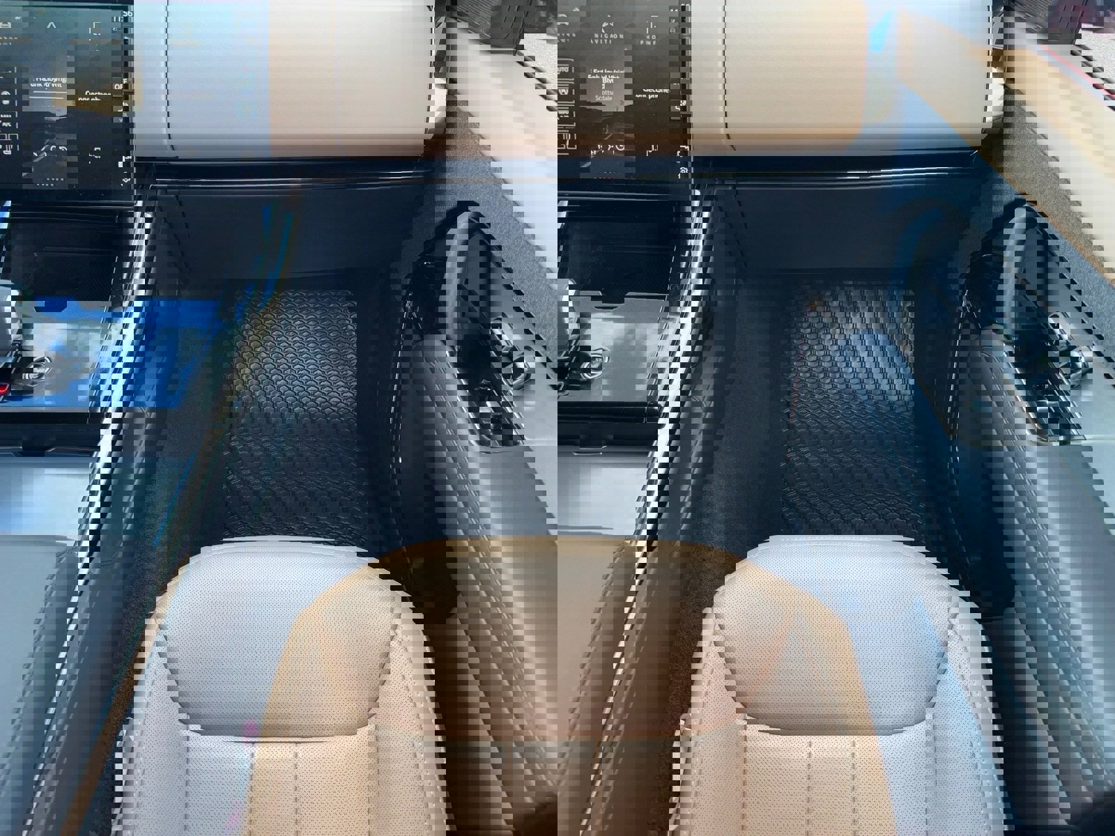 Used 2024 Land Rover Range Rover Sport Dynamic SE image 15