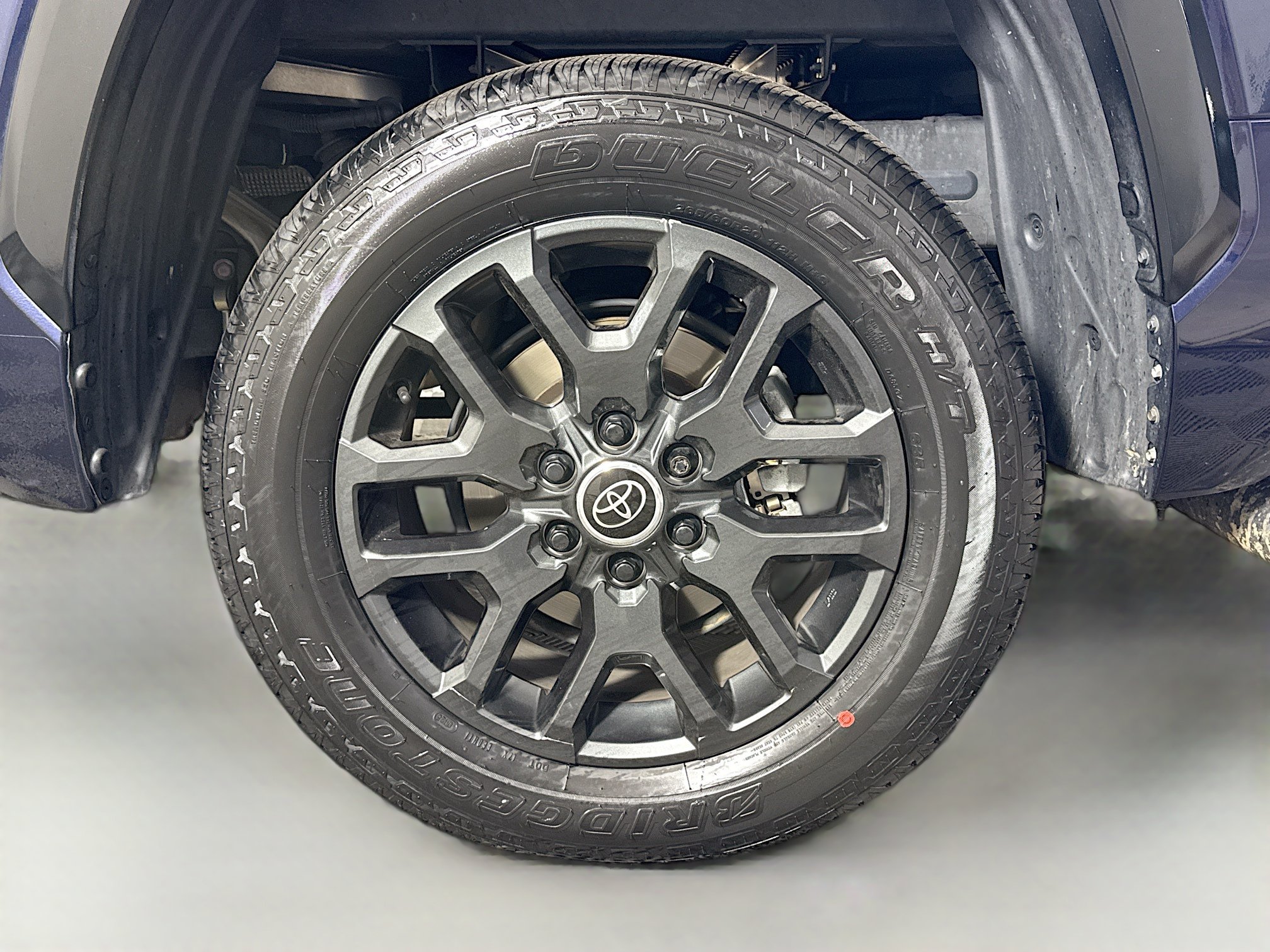 Certified 2024 Toyota Tundra Platinum AWD/4WD image 30