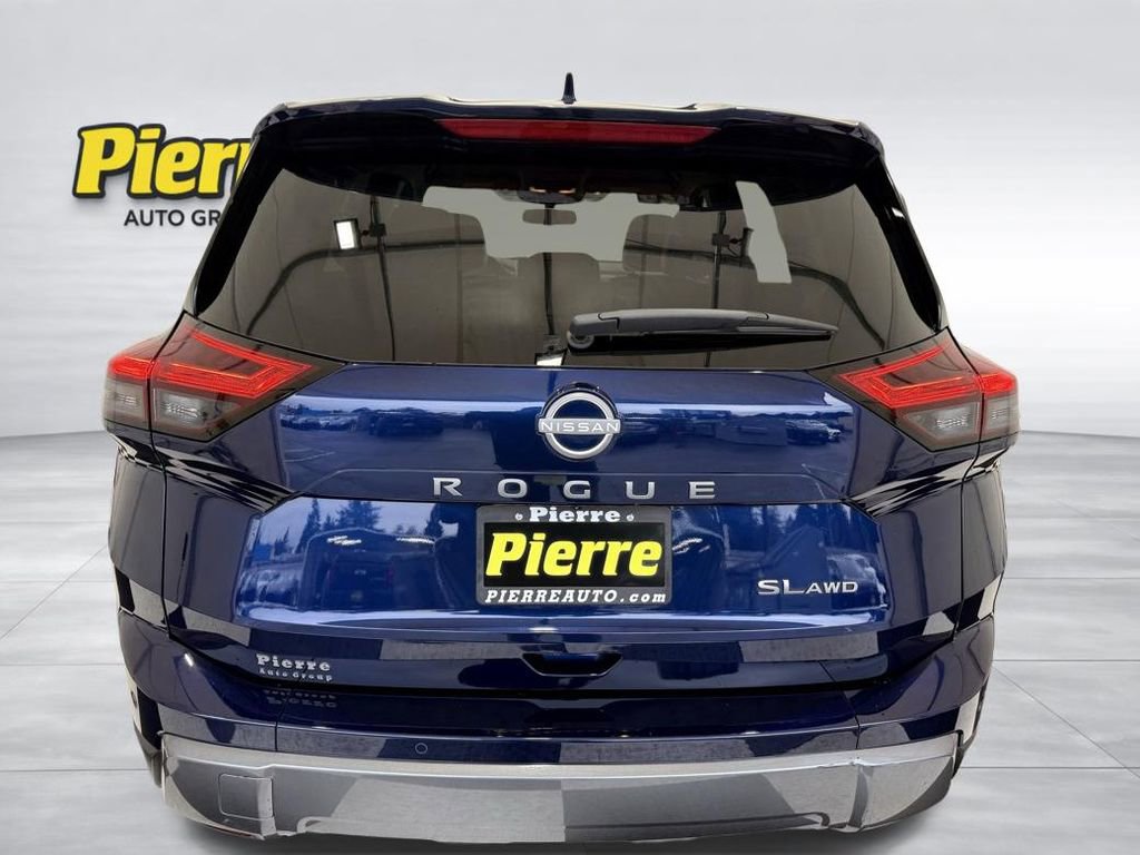 Used 2026 Nissan Rogue SL AWD/4WD video 3