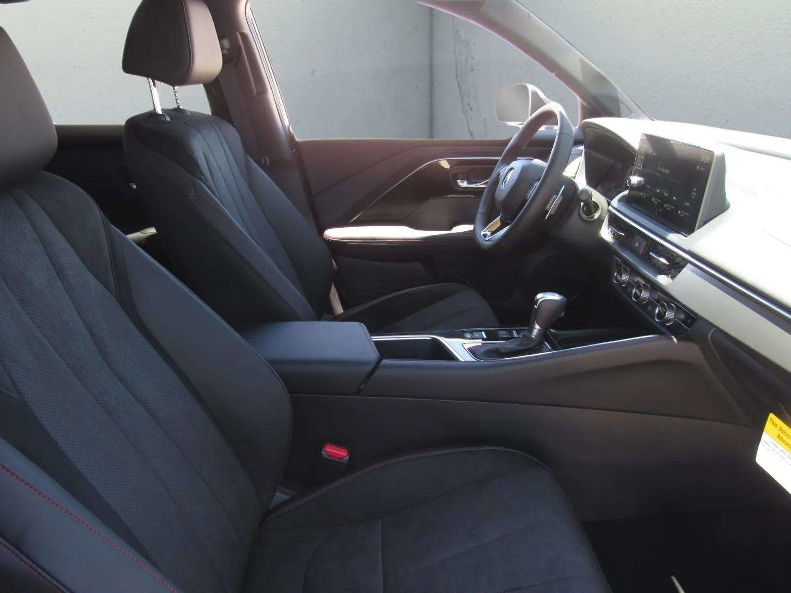 Certified 2025 Acura ADX A-Spec AWD/4WD image 9