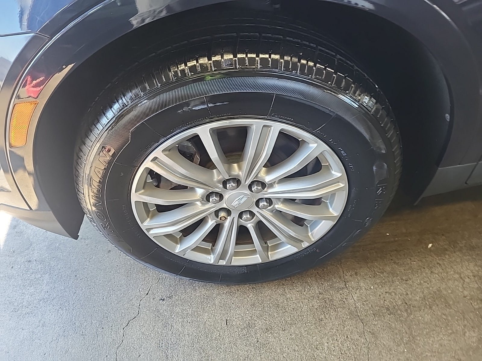 Used 2017 Cadillac XT5 Luxury FWD image 19