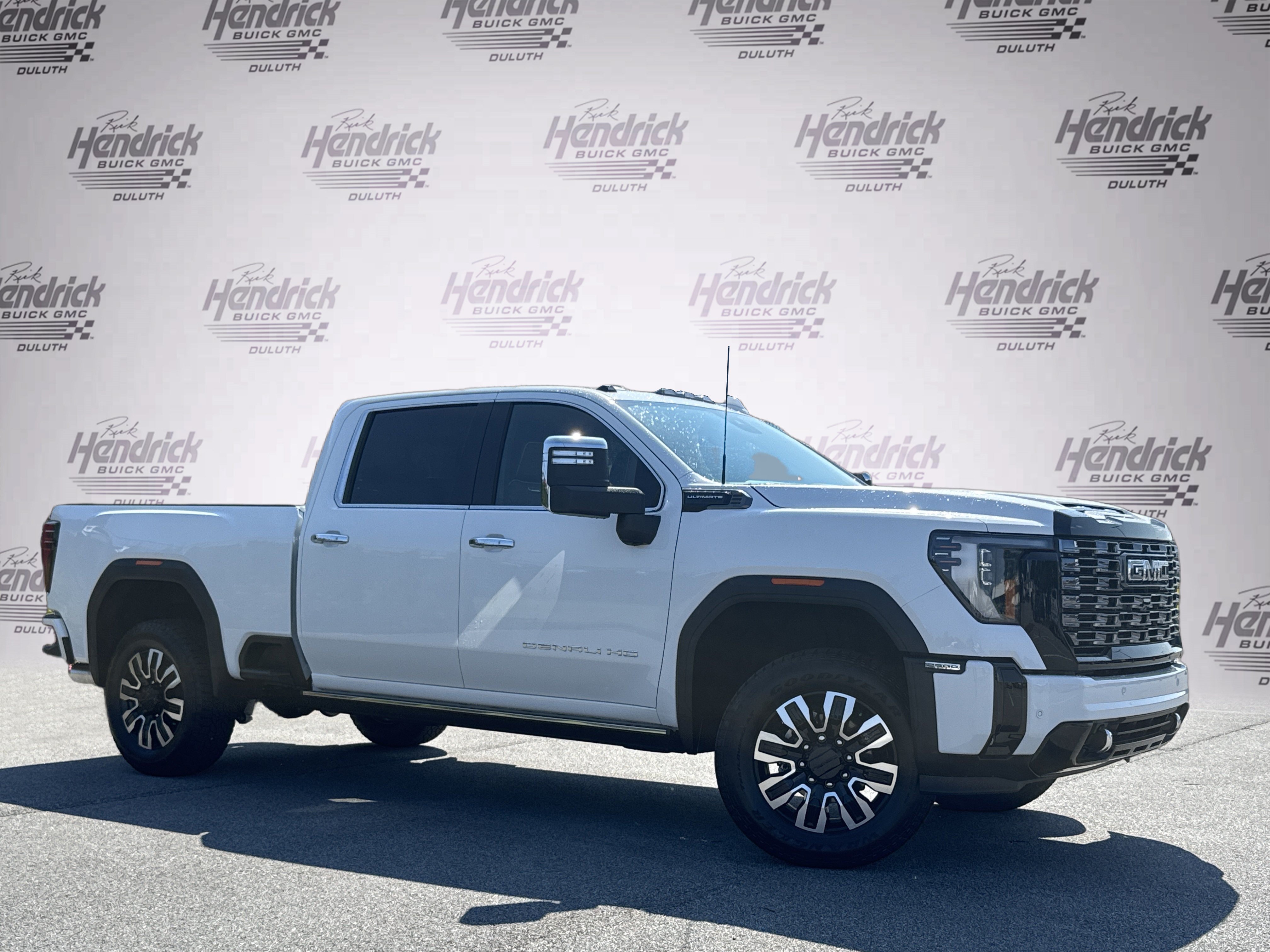 New 2026 GMC Sierra 2500 Denali Ultimate AWD/4WD image 2