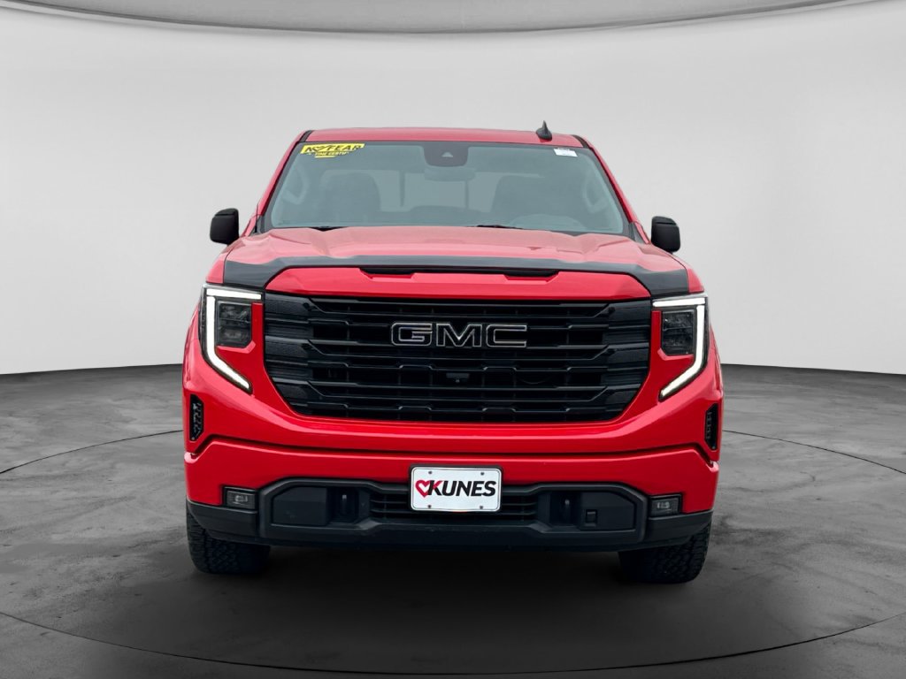 Used 2022 GMC Sierra 1500 Elevation w/ Elevation Premium Package AWD/4WD image 2