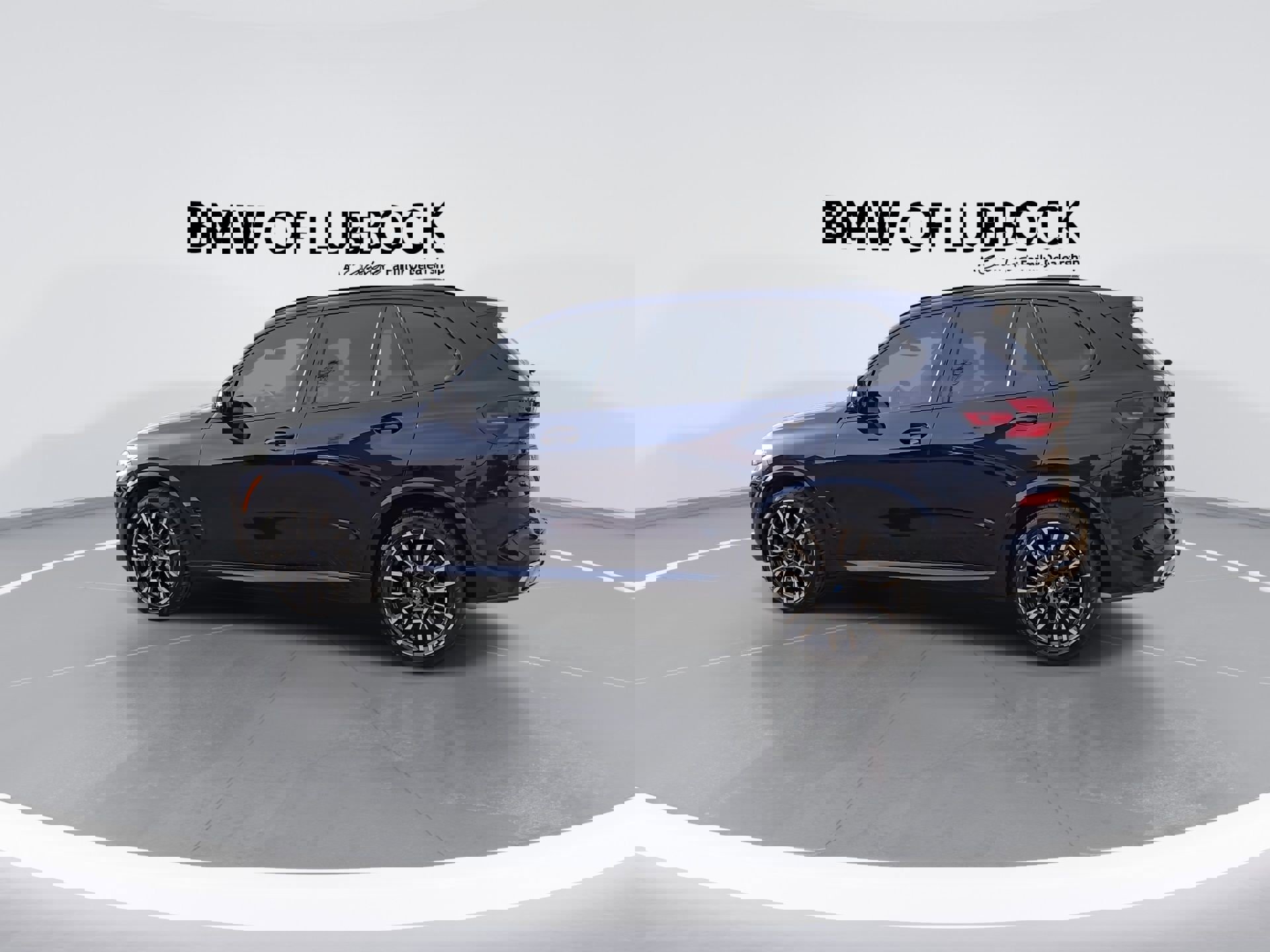 Certified 2026 BMW X5 xDrive40i w/ M Sport Package AWD/4WD image 6