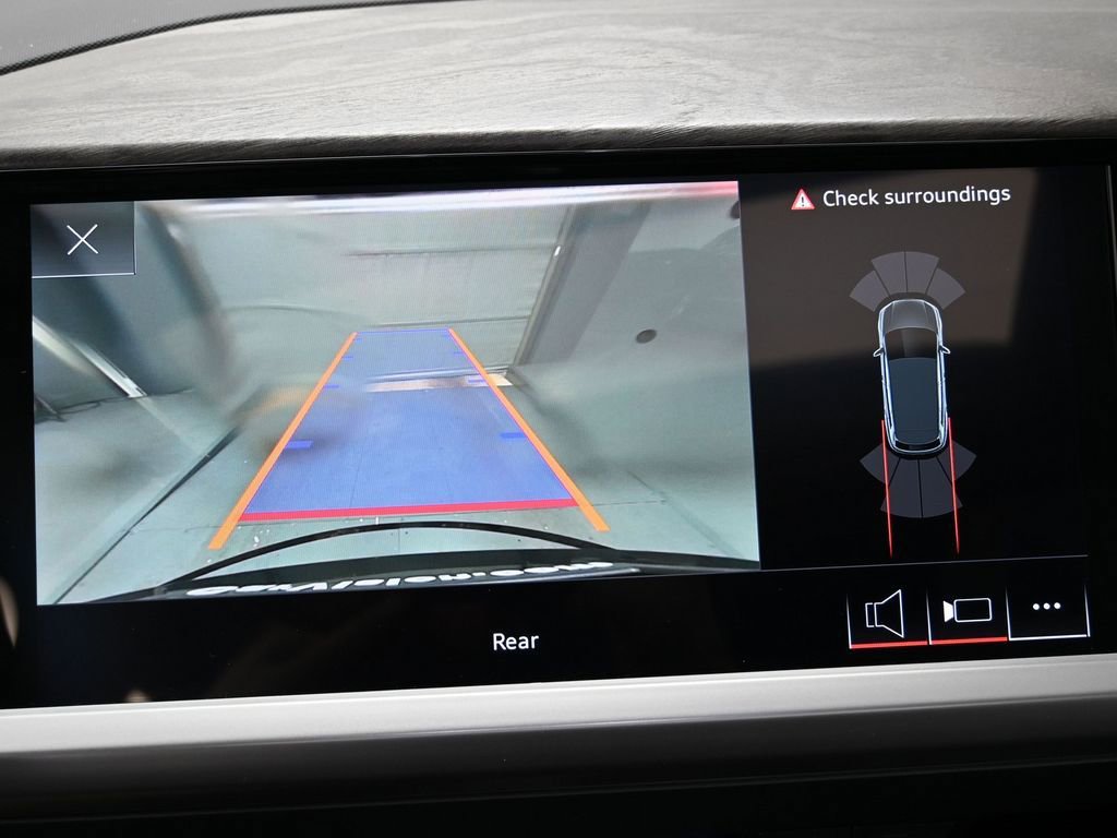 Used 2023 Audi Q4 e-tron Premium w/ Convenience Package image 23