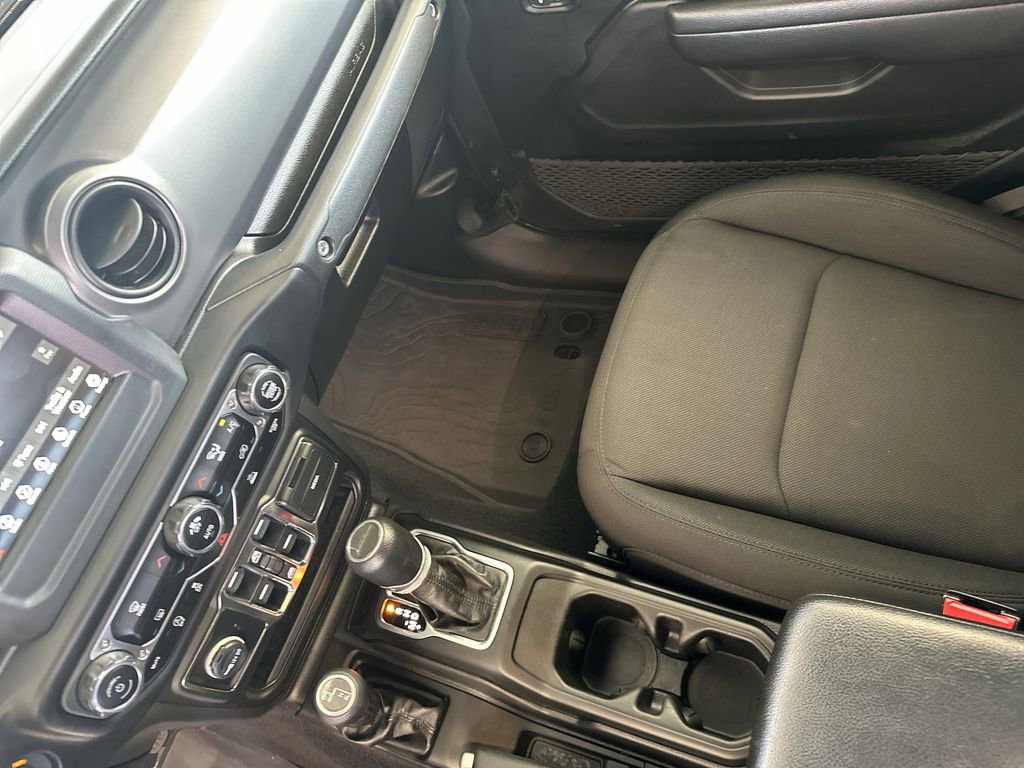 Used 2023 Jeep Gladiator Willys image 25