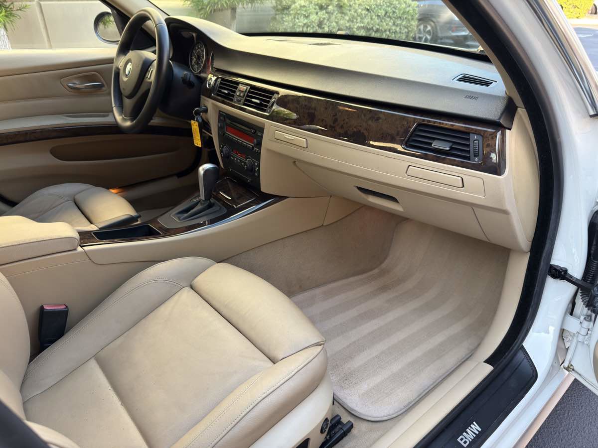 Used 2006 BMW 330i Sedan image 48