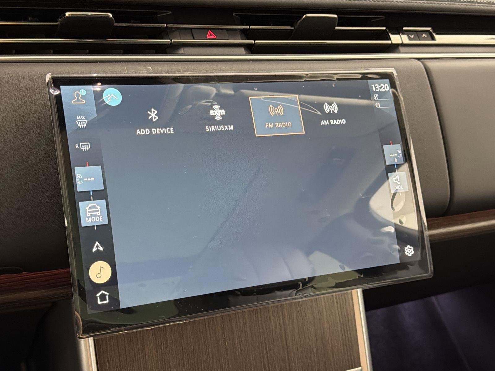 New 2026 Land Rover Range Rover SE image 18