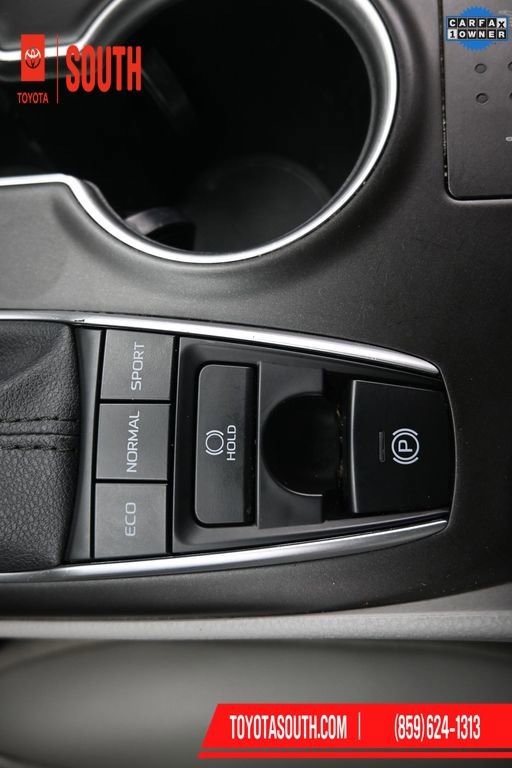 Used 2023 Toyota Camry XLE image 31