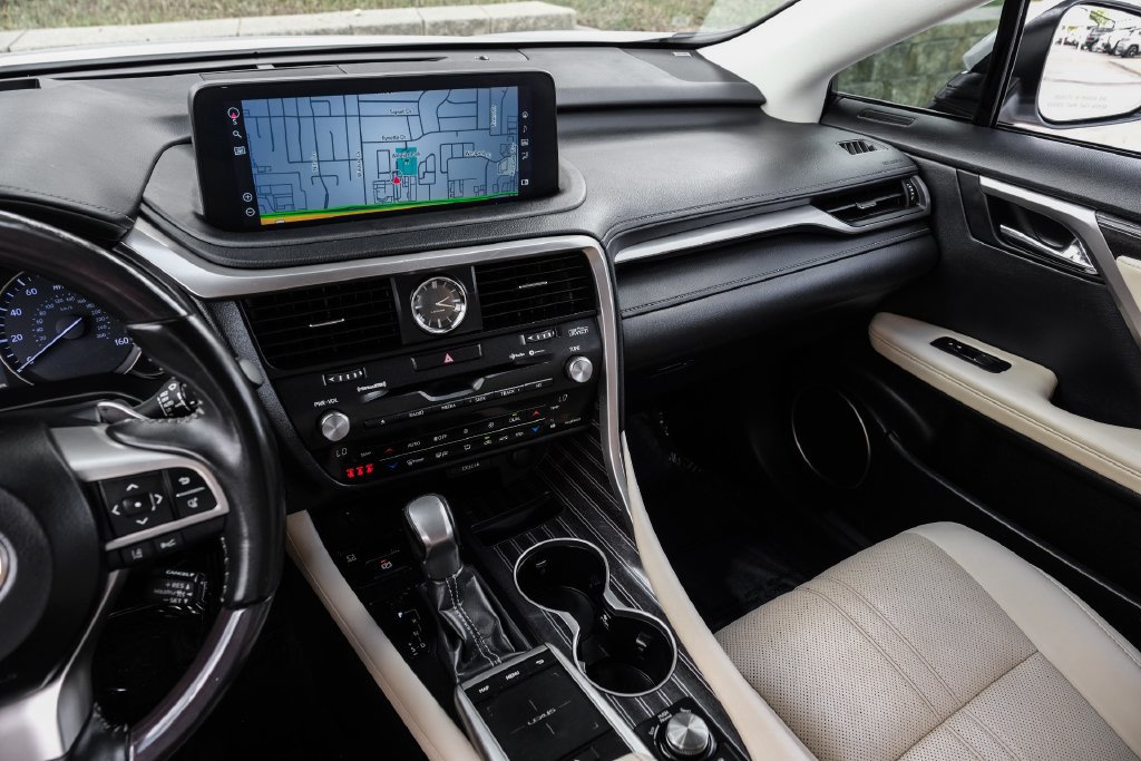 Used 2021 Lexus RX 450h AWD w/ Luxury Package image 22