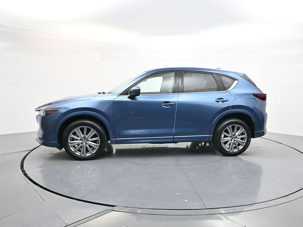 Used 2023 MAZDA CX-5 Signature video 4
