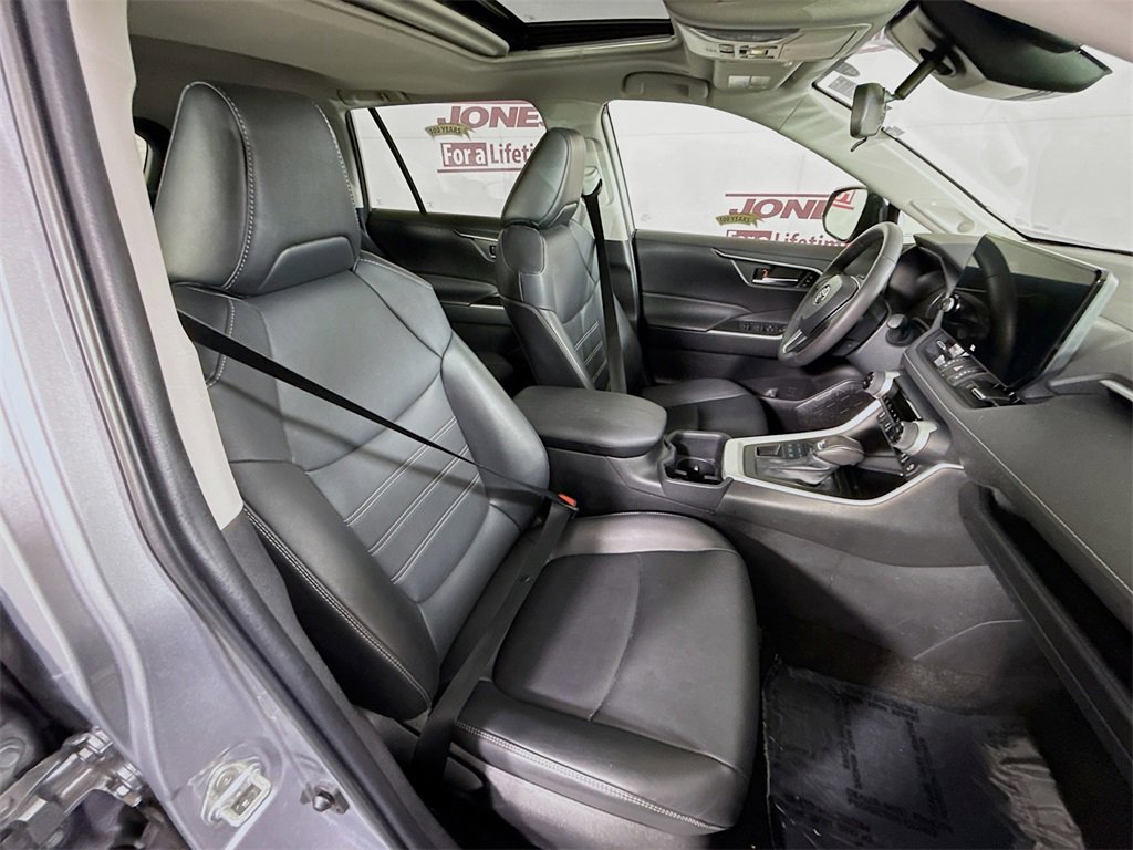 Certified 2023 Toyota RAV4 XLE Premium image 33