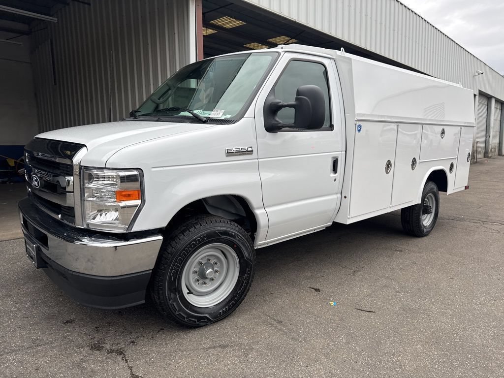 New 2026 Ford E-350 and Econoline 350 Super Duty w/ Power Equipment Group RWD image 30