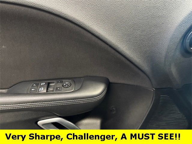 Used 2022 Dodge Challenger SXT w/ Blacktop Package image 25