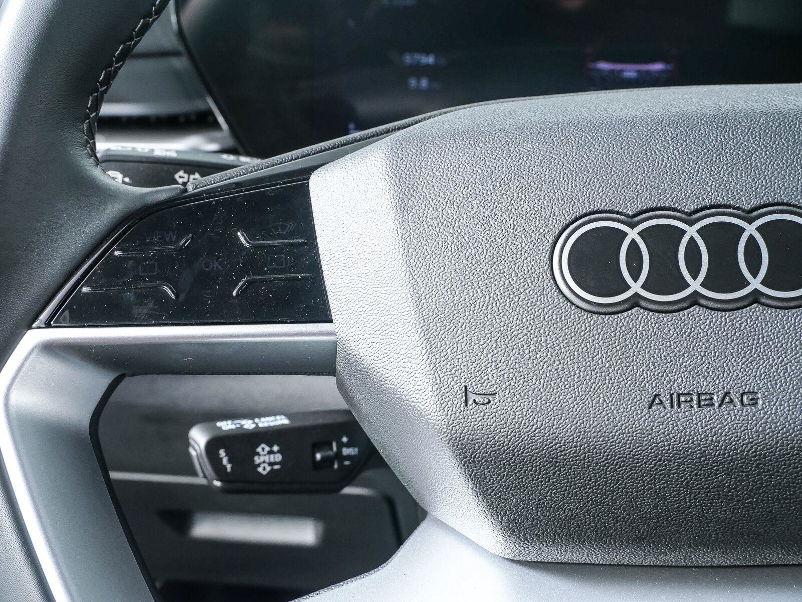 Used 2025 Audi Q5 Prestige AWD/4WD image 11