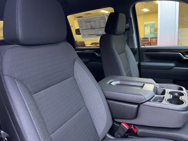 New 2026 GMC Sierra 2500 SLE w/ SLE Value Package; image 10