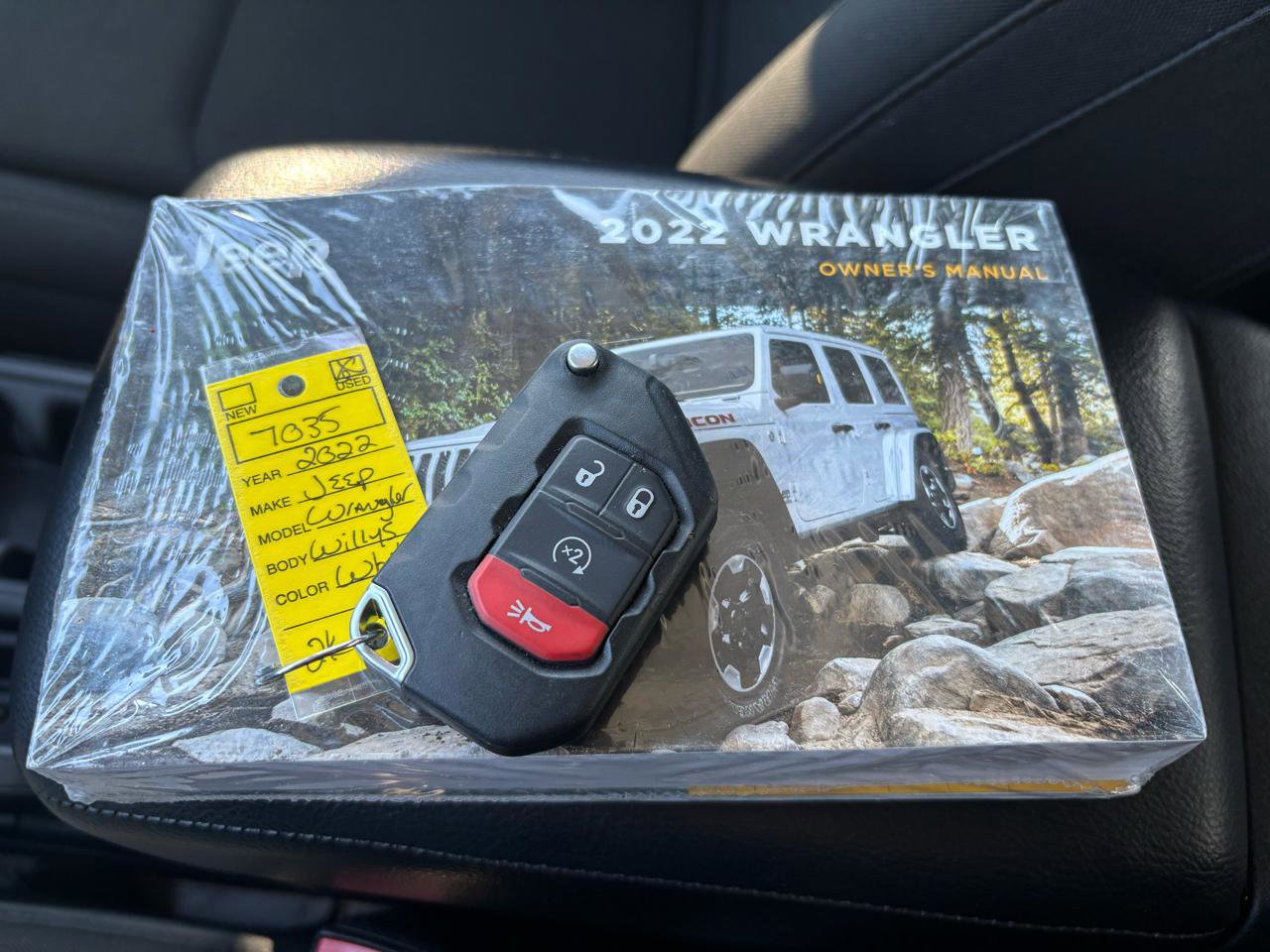 Used 2022 Jeep Wrangler Unlimited Sport image 32