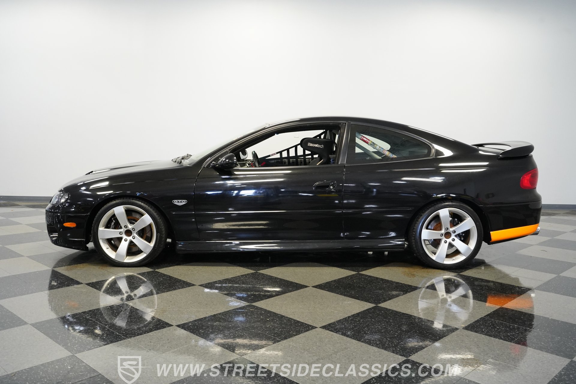 Used 2005 Pontiac GTO RWD image 8
