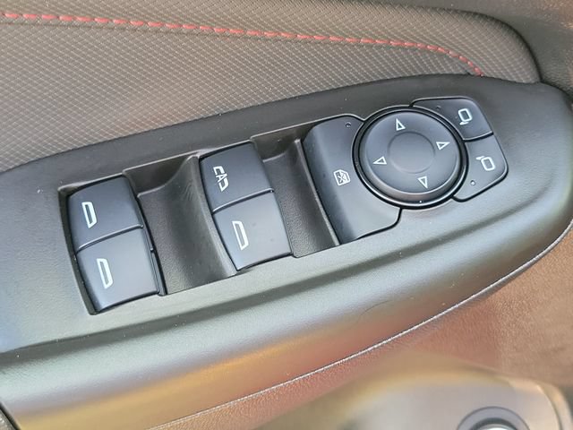 Used 2025 Chevrolet TrailBlazer RS w/ Convenience Package AWD/4WD image 23
