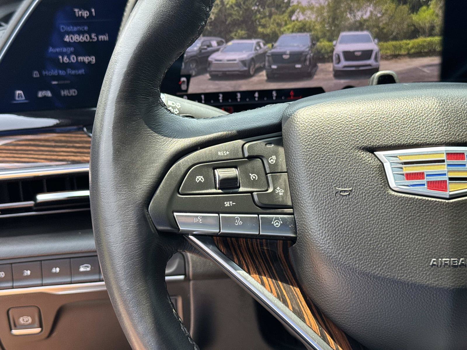 Used 2024 Cadillac Escalade Premium Luxury w/ LPO, Floor Liner Package AWD/4WD image 17