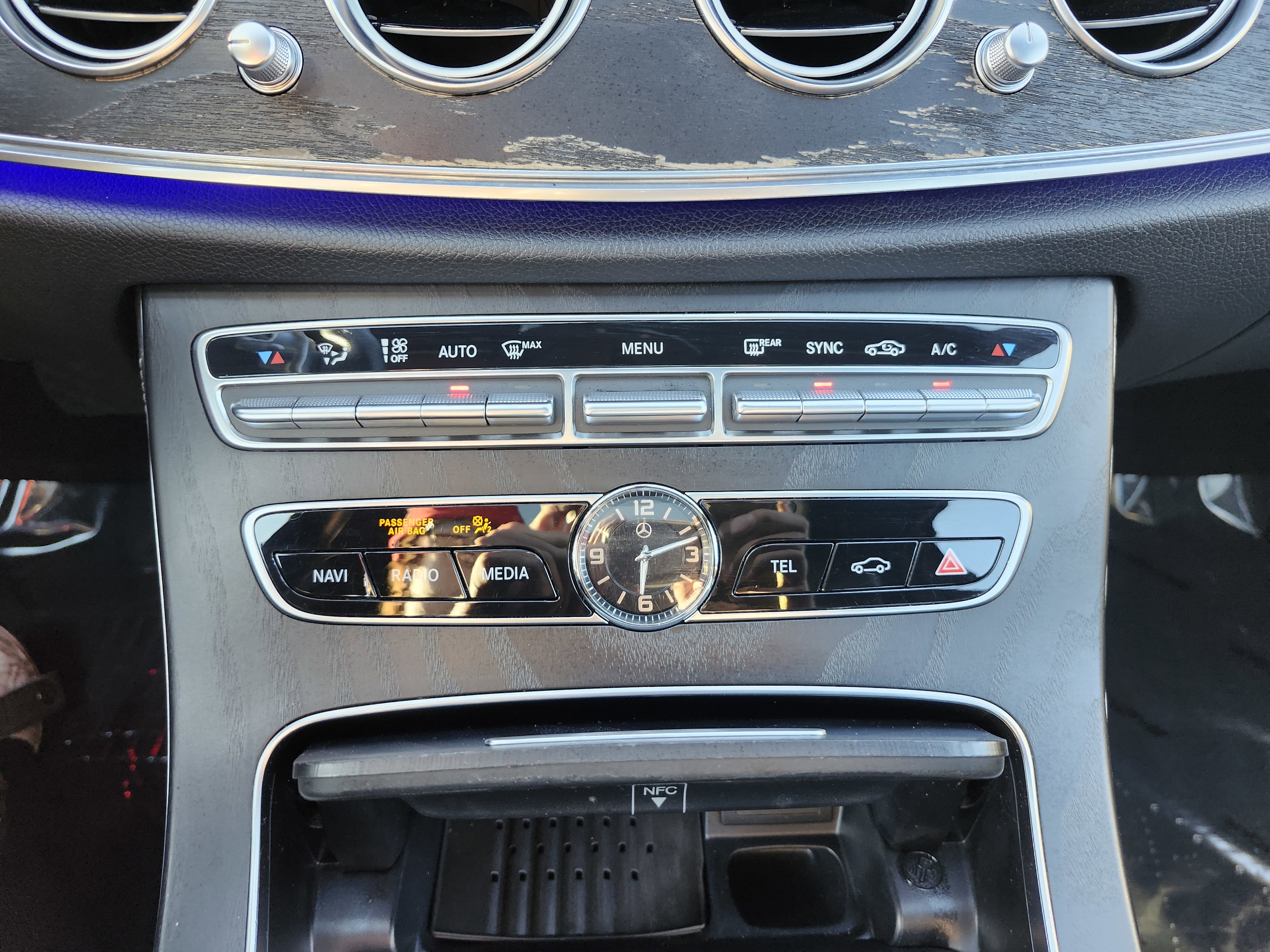 Used 2018 Mercedes-Benz E 400 E 400 w/ Premium 1 Package image 35