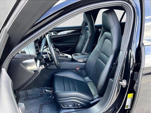 Used 2023 Porsche Panamera 4 Platinum Edition image 27