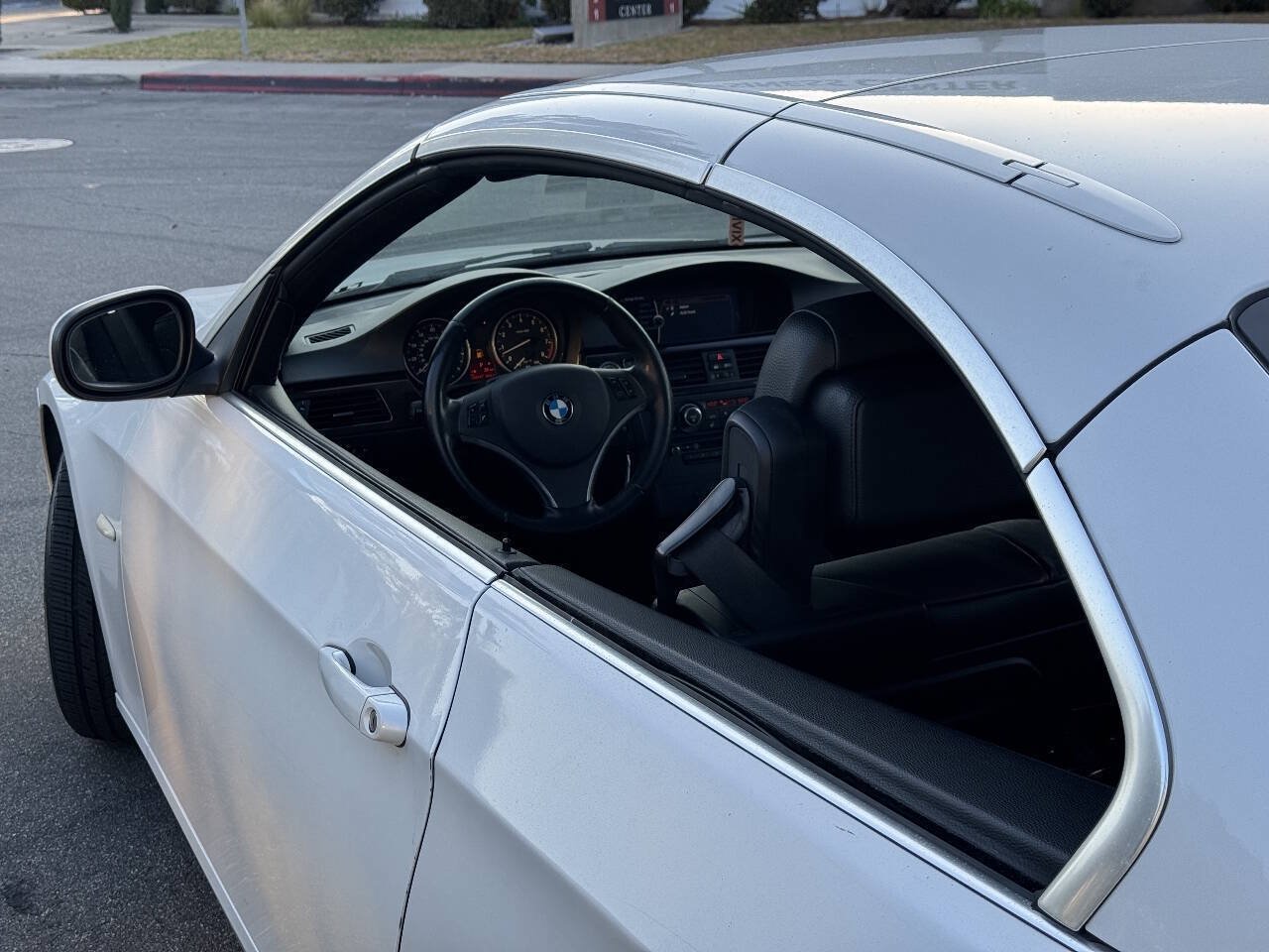 Used 2011 BMW 328i Convertible RWD image 14